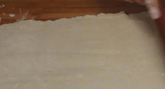 豆角里加2个洋葱，教你从没吃的做法，实在太香了，营养又解馋