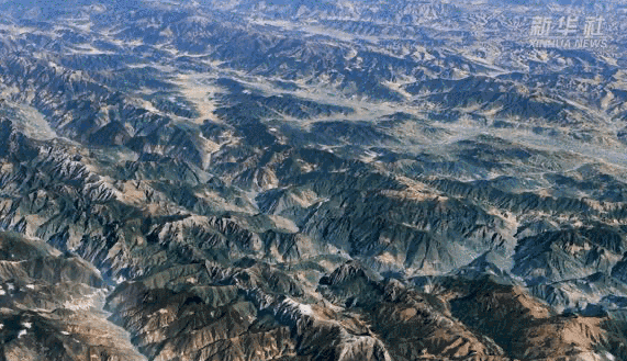 卫星记录三河村巨大变化