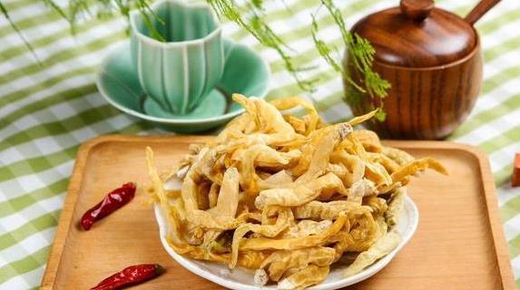 湖南5道怪菜本地人抢着吃，外地人看一眼却吓退，你敢试吗？