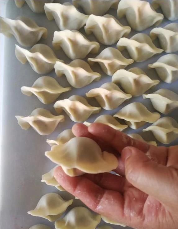 一口鲜香停不下来，虾三鲜饺子加1物，秒杀饺子馆味道？