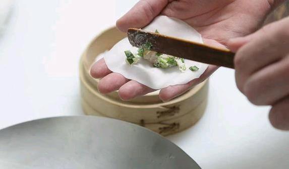 饺子馆的饺子鲜嫩爆汁有秘诀，学会这招，你也能包出满口香！