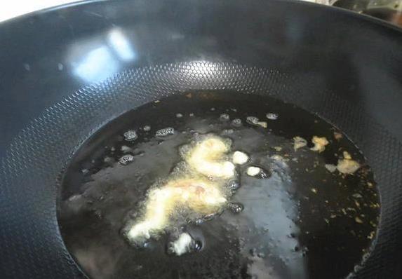 在家做软炸虾仁,简单3步出锅,孩子抢着吃光盘