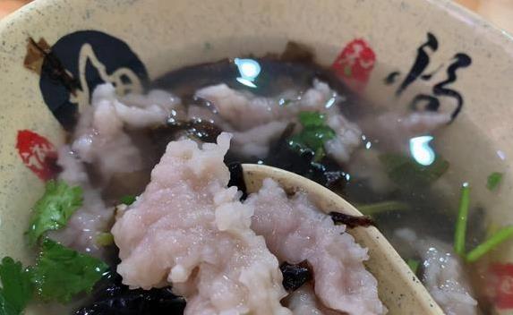 厦门街头煎包火爆，3元1个日卖千个，老顾客抢购却有人怕油腻