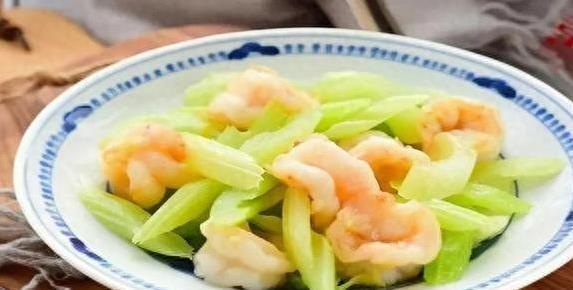 中老年人别老吃猪肉，这3种食物便宜又养身，你吃过几种？