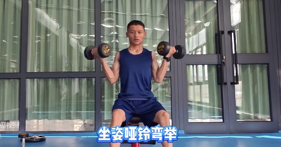 健身新手想要线条舒展有力的手臂？跟着西藏消防练习这三组动作就够了