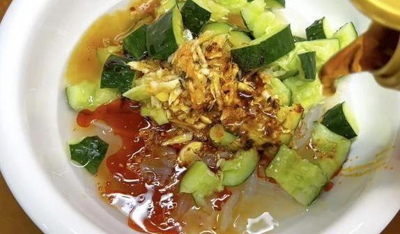 夏天没胃口？两步做凉拌海蜇，清爽开胃全家抢着吃
