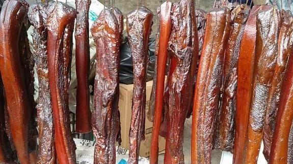 荔波美食探秘：十大必尝佳肴，品味黔南风味盛宴