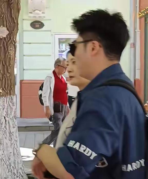 周涛告别央视内幕：第一段婚姻心酸收场，二婚翻盘，幸福了吗？