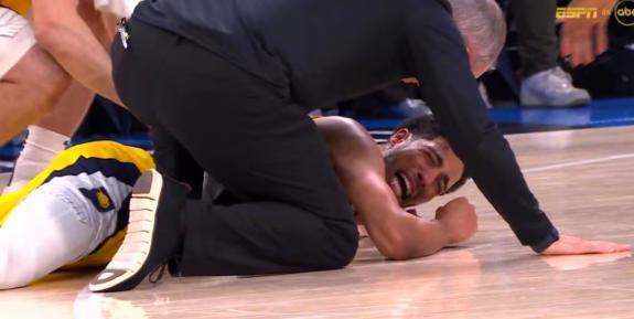 NBA總決賽G7決戰(zhàn)：步行者vs雷霆 哈利伯頓疑似重傷被攙扶下場 小腿傷勢退賽