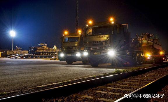 深夜，大批美方军车进入乌克兰边境，轮到俄军临难题：打还是不打
