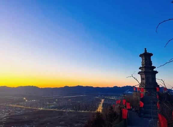 全国多地景区推出马年限定福利