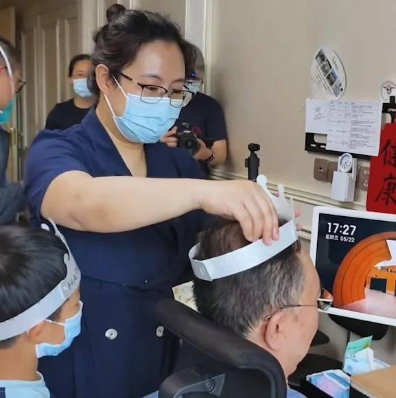 蔡磊48岁生日愿望 期盼众人安康