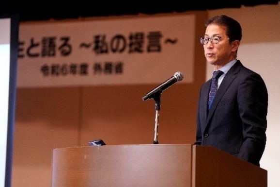 日本外务省就稀土问题污蔑中国