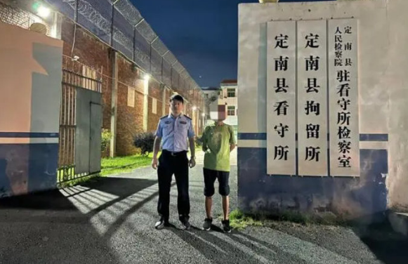 “打老婆犯法吗”！ 男子家暴妻子还大放厥词被拘10日 并对其出具了家庭暴力告诫书