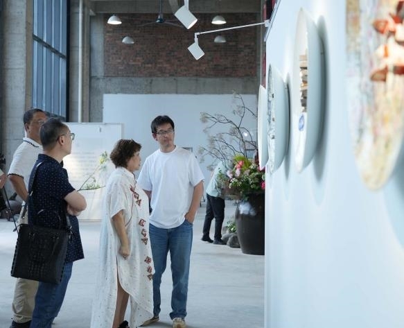 “重塑”2025当代陶瓷绘画研究展在景德镇隆重开幕半岛体育官网(图3)