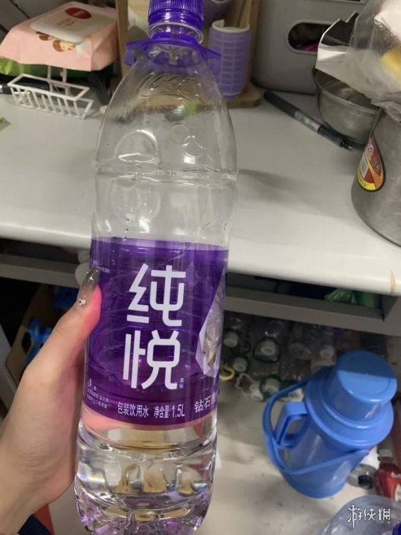 麦当劳矿泉水8块1瓶