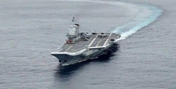 媒體人復盤我軍雙航母編隊遠海演訓 實戰(zhàn)對抗錘煉聯(lián)戰(zhàn)能力