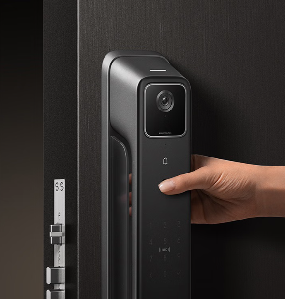 不到三月 2499 → 1388 元腰斩：小米智能门锁 4 Pro 新低，隔空刷掌秒开锁