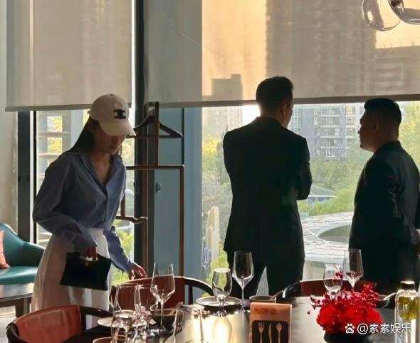 汪小菲妻子带儿女吃下昼茶，体验老北京文化， 网友：后妈当的很全心