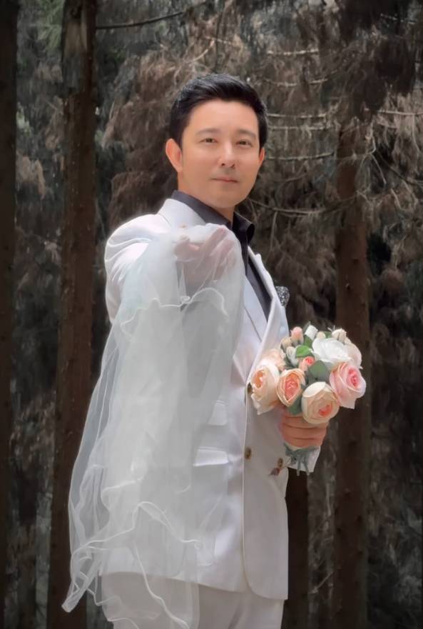 立威廉祝贺刘品言结婚：执行长希望你永远幸福下去