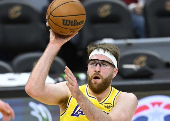 雷霆赛季四杀湖东谈主