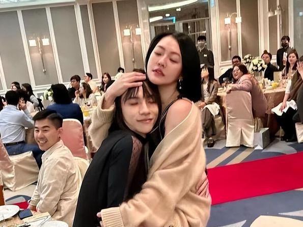 小s的舞蹈老师唐老师被强喂不明液体画面被扒 小S的二女儿最近被曝光练习普拉提保持身材