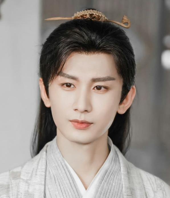 《莲花楼》首播反响两极分化 播出前预约量超400万,成毅再现打戏"吹