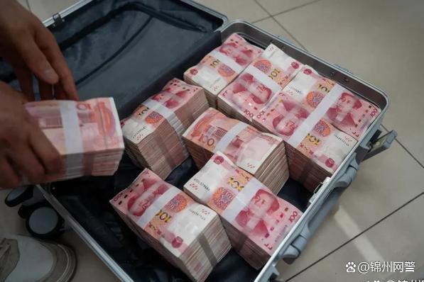 女子遭洗腦半年，被騙光丈夫100萬血汗錢,！
