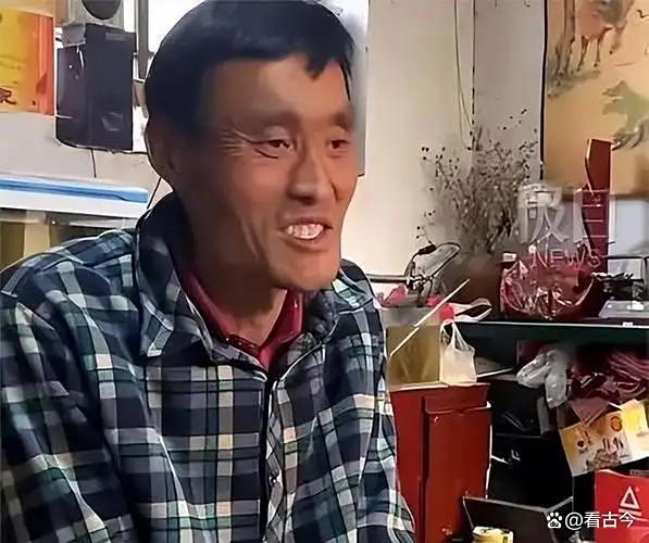 昔日顶流拉面哥已转型带货主播 山间带货王逆袭成功