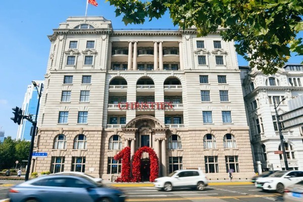 富艺斯沈清：中国艺术家作品比重增加，名家与新锐齐飞