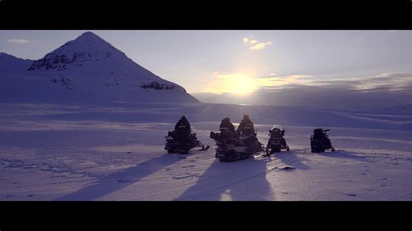 中国首部极地科考电影《光语者》发布主题曲