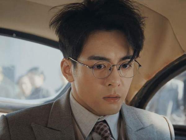 《孤舟》给顾易中写的信的人是谁？相关剧情解析