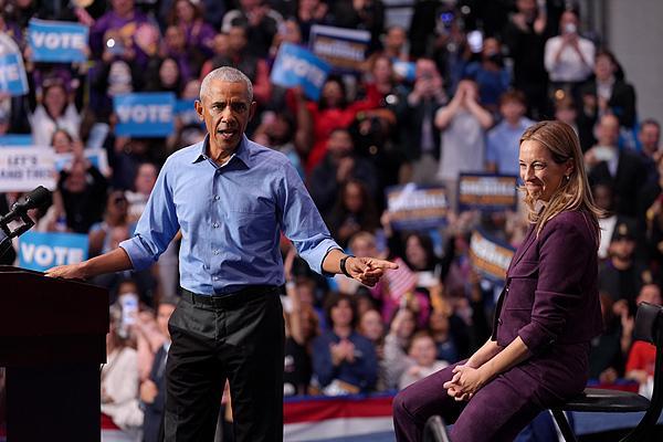 奥巴马抨击特朗普政府 无法无天且鲁莽