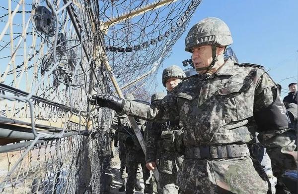 韩方前线士兵向朝鲜误射机枪子弹 半岛局势再拉警报