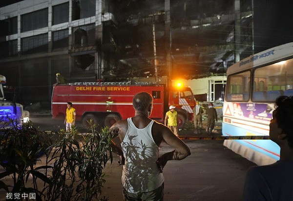 印度首都一商業建築發生火災至少20人死亡