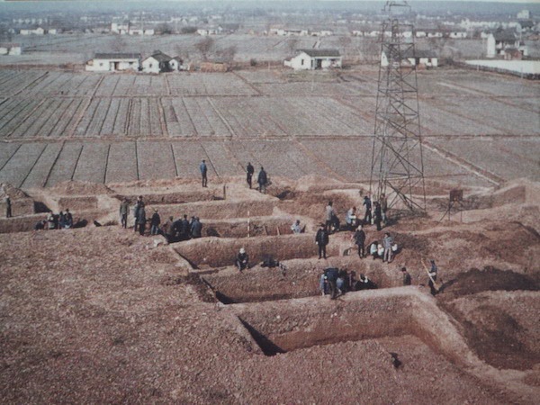 1980年代福泉山遗址发掘场景