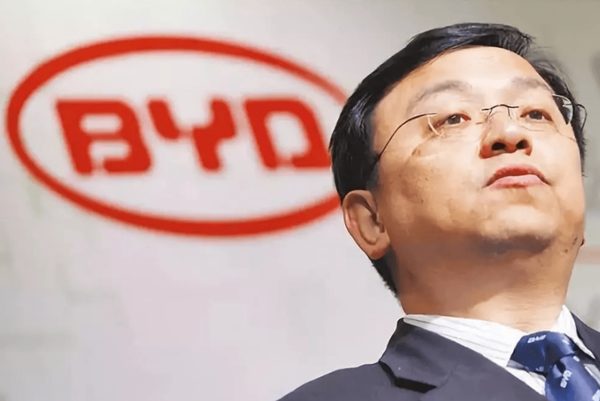 起亚高管开怼比亚迪