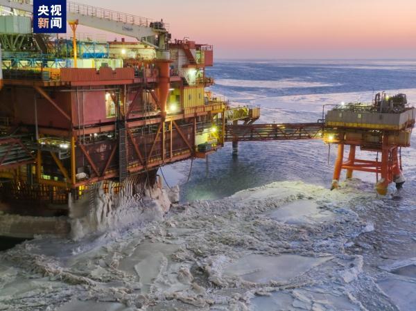 辽东湾出现6年来最严重冰情 辽东湾超四成海面被浮冰覆盖