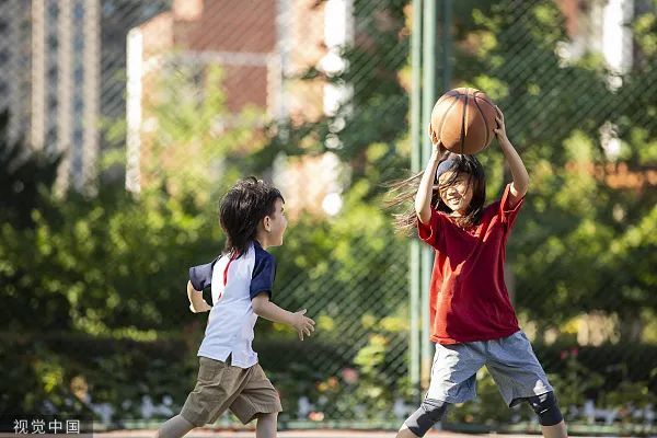 委员谈小学生厕所社交：不能让童年回忆停留在厕所里