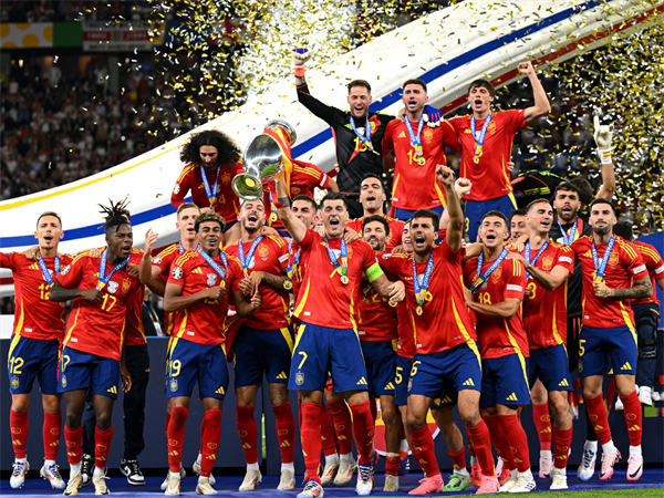 媒体：进攻才是足球的硬道理，西班牙青年军演绎完美风暴