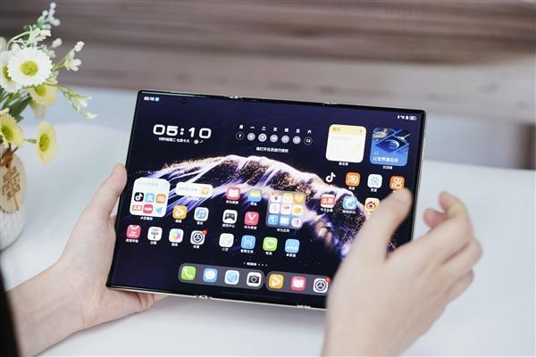 华为Mate XTs非凡大师评测 奢华高定新体验