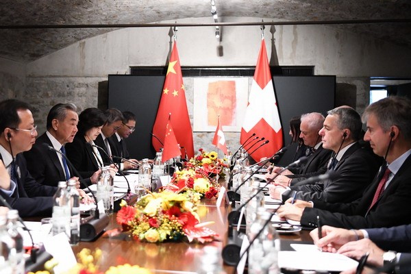 美媒紧盯瑞士转头来找中国