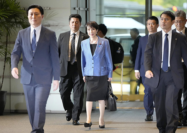 高市内阁名单公布:三名对手入阁,外相防相都是熟面孔