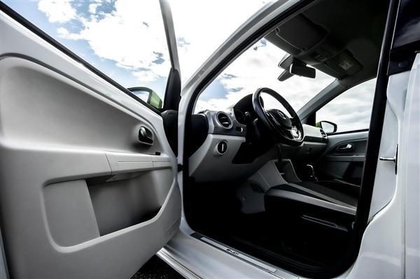 隐藏式门把手减少的风阻可忽略不计 科技感成销售卖点