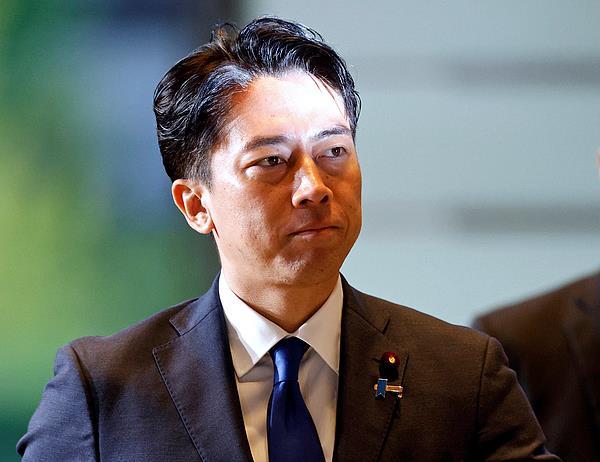 “毒苗”当拔! 警惕高市复刻危险历史剧本