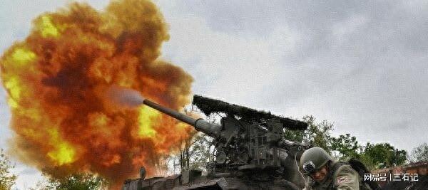 评论员：俄军炸死乌情报部门高官 督战高官遇袭身亡