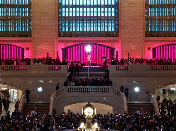 成都太古里AppleStore彩排曝光 李宇春或将现身庆祝