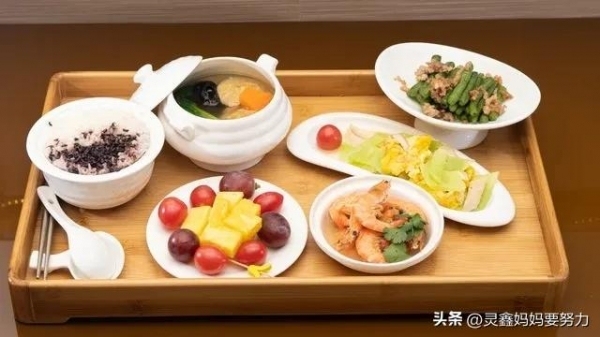 女子听信科学坐月子落下月子病