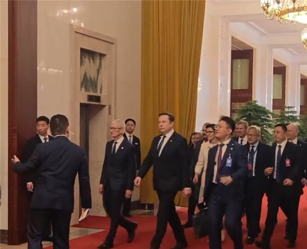 参加中美会谈后 马斯克：很顺利