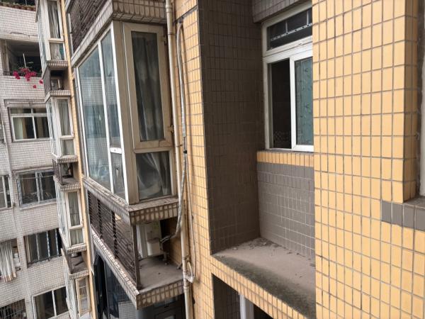 男子疑遭妻子家暴跳樓 父母告兒媳 兩年奔波討說法